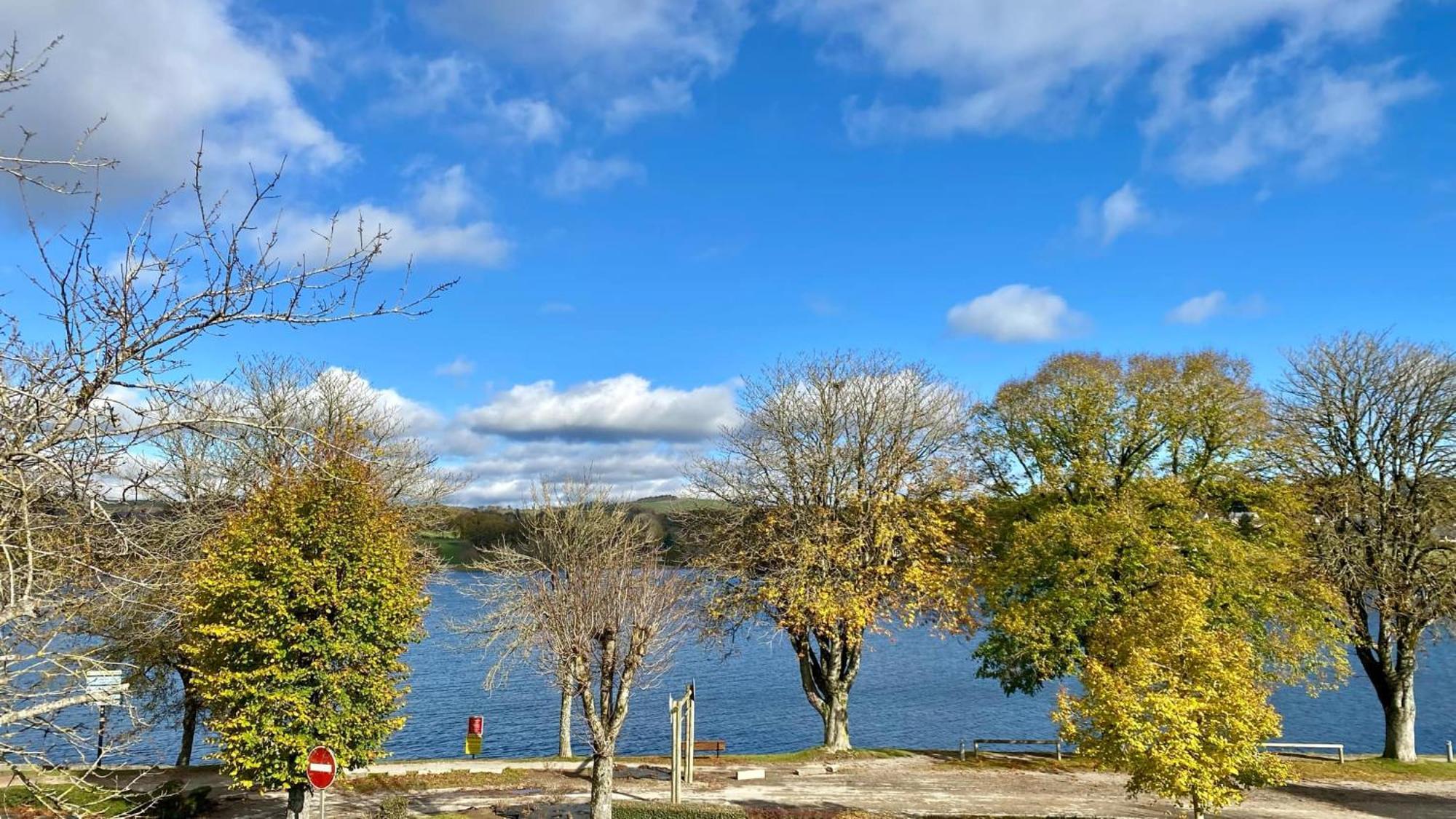 Villa Le Menhir 4 Ch Au Bord Du Lac Et Terrasse Villefranche-de-Panat Zewnętrze zdjęcie